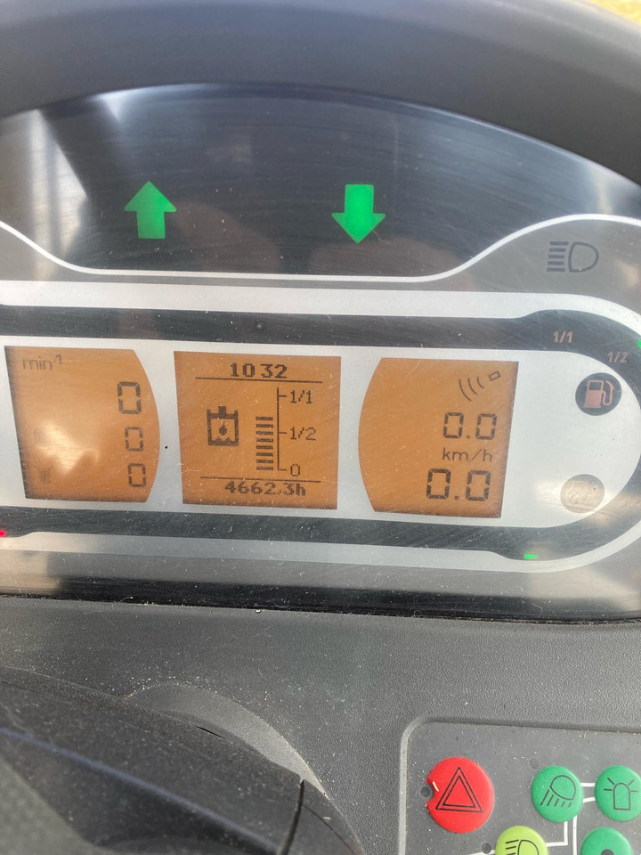 Fendt 720 Vario S4 ProfiPlus - Traktor: gambar 2 Fendt 720 Vario S4 ProfiPlus - Traktor: gambar 2