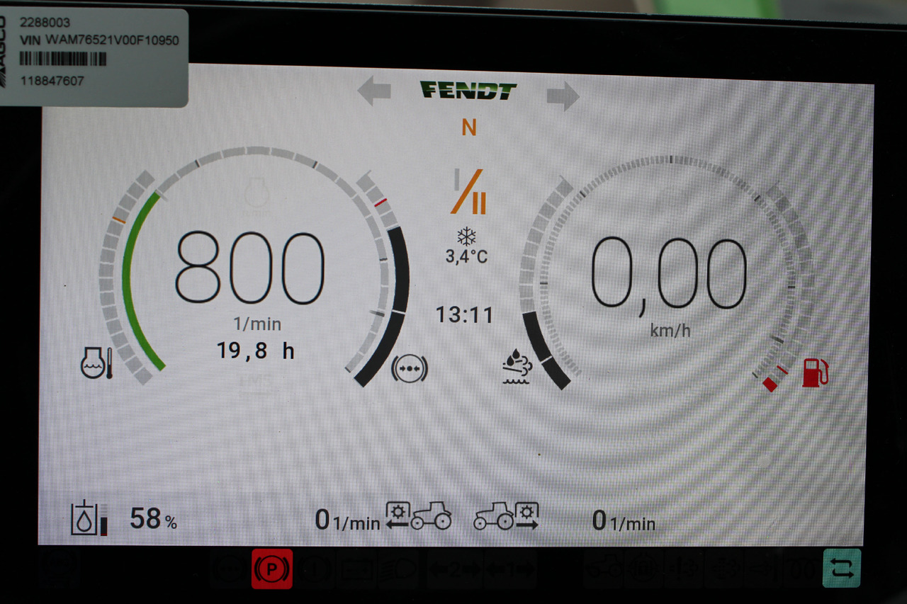 Fendt 724 Vario Gen6 Profi Sett2 - Traktor: gambar 2 Fendt 724 Vario Gen6 Profi Sett2 - Traktor: gambar 2