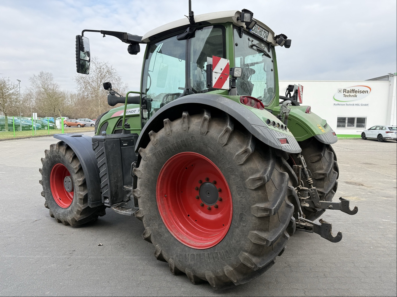 Fendt 724 Vario S4 - Traktor: gambar 4 Fendt 724 Vario S4 - Traktor: gambar 4