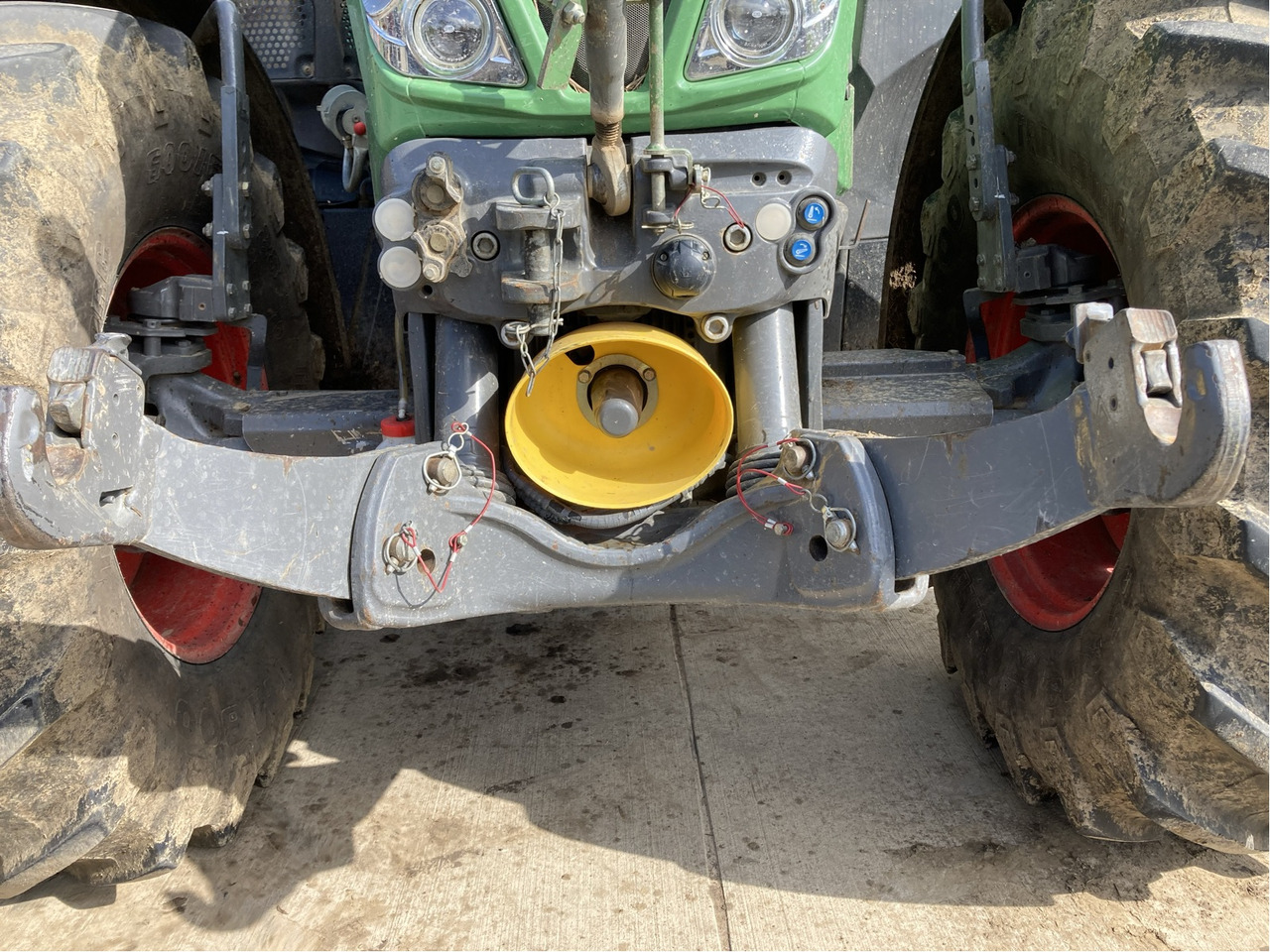 Fendt 724 Vario SCR - Traktor: gambar 3 Fendt 724 Vario SCR - Traktor: gambar 3