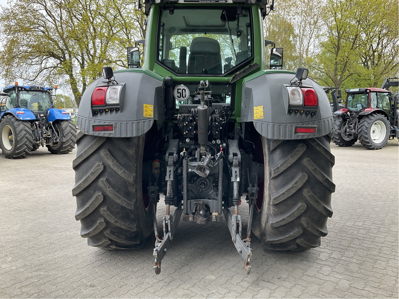 Fendt 826 Vario S4 - Traktor: gambar 5 Fendt 826 Vario S4 - Traktor: gambar 5