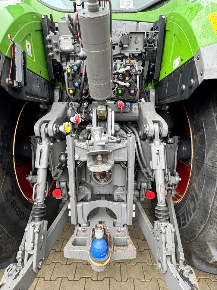 Fendt 933 Vario Gen6 Profi Plus - Traktor: gambar 4 Fendt 933 Vario Gen6 Profi Plus - Traktor: gambar 4