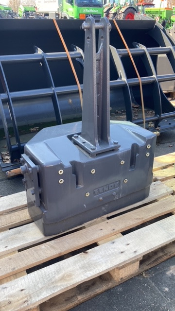 Fendt Belastungsgewicht 870 kg - Traktor: gambar 2 Fendt Belastungsgewicht 870 kg - Traktor: gambar 2