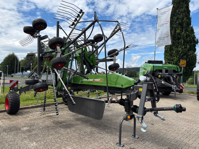 Fendt Former 860 C PRO - Tedder/ Menyapu: gambar 5 Fendt Former 860 C PRO - Tedder/ Menyapu: gambar 5