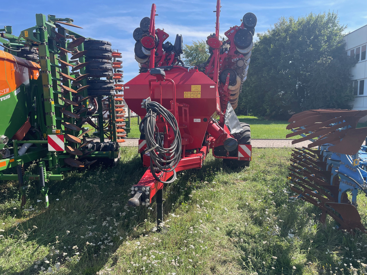 Horsch Maestro 12.45 CX - Bor benih: gambar 1 Horsch Maestro 12.45 CX - Bor benih: gambar 1