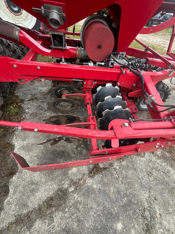 Horsch Pronto 3 DC - Bor benih: gambar 2 Horsch Pronto 3 DC - Bor benih: gambar 2