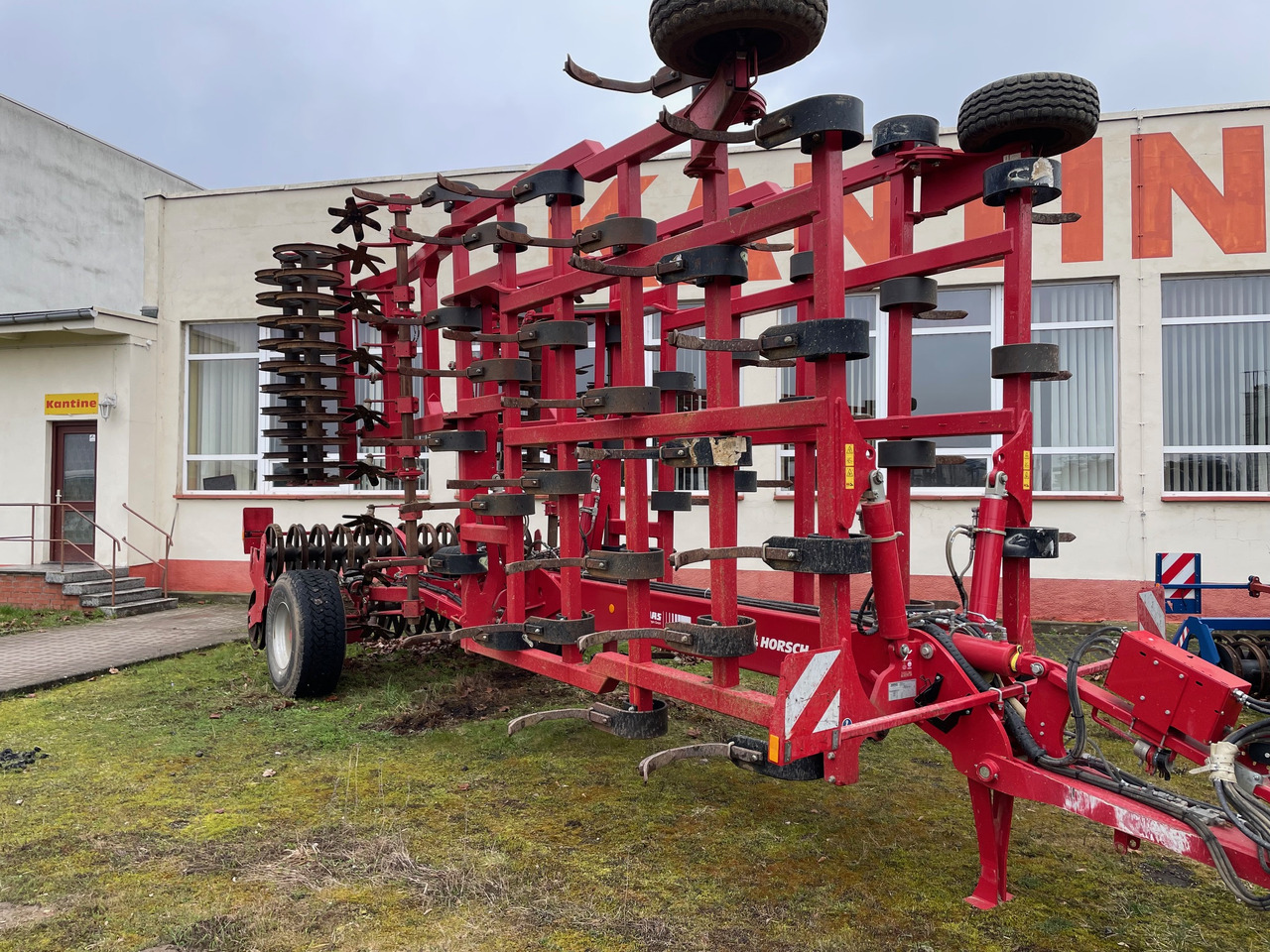 Horsch Tiger 8 XL - Petani: gambar 1 Horsch Tiger 8 XL - Petani: gambar 1