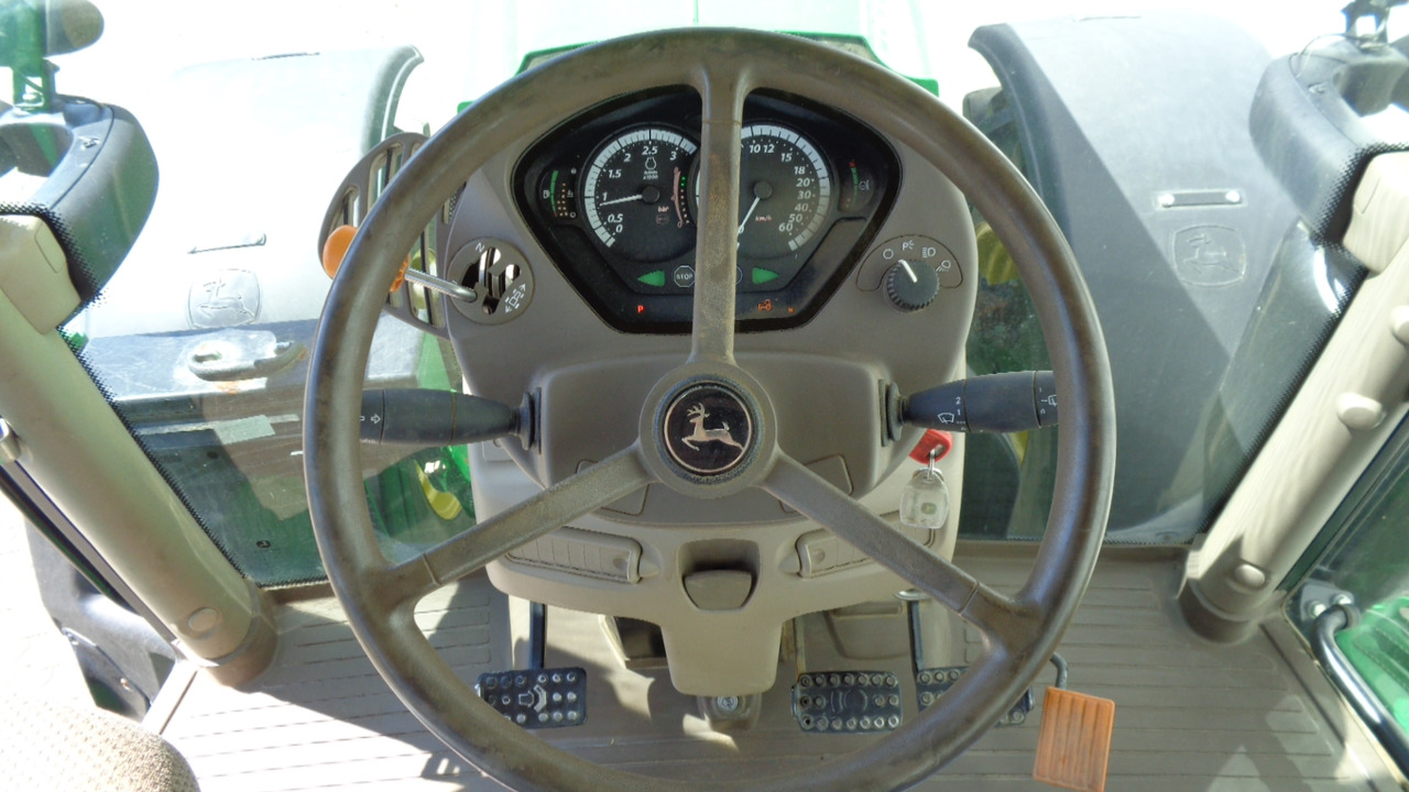 John Deere 6195R - Traktor: gambar 4 John Deere 6195R - Traktor: gambar 4