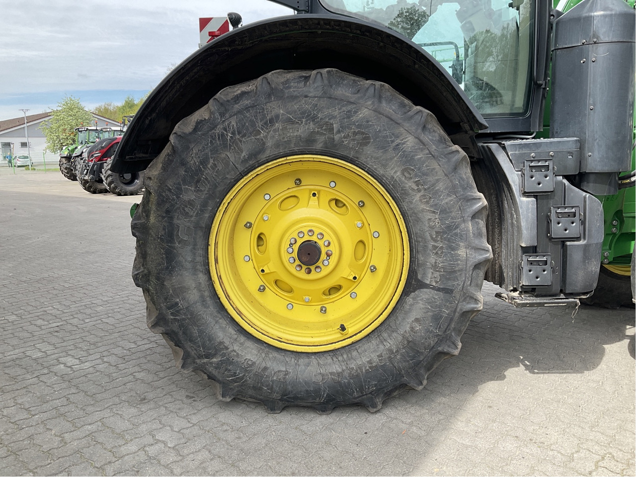 John Deere 7310 R - Traktor: gambar 3 John Deere 7310 R - Traktor: gambar 3