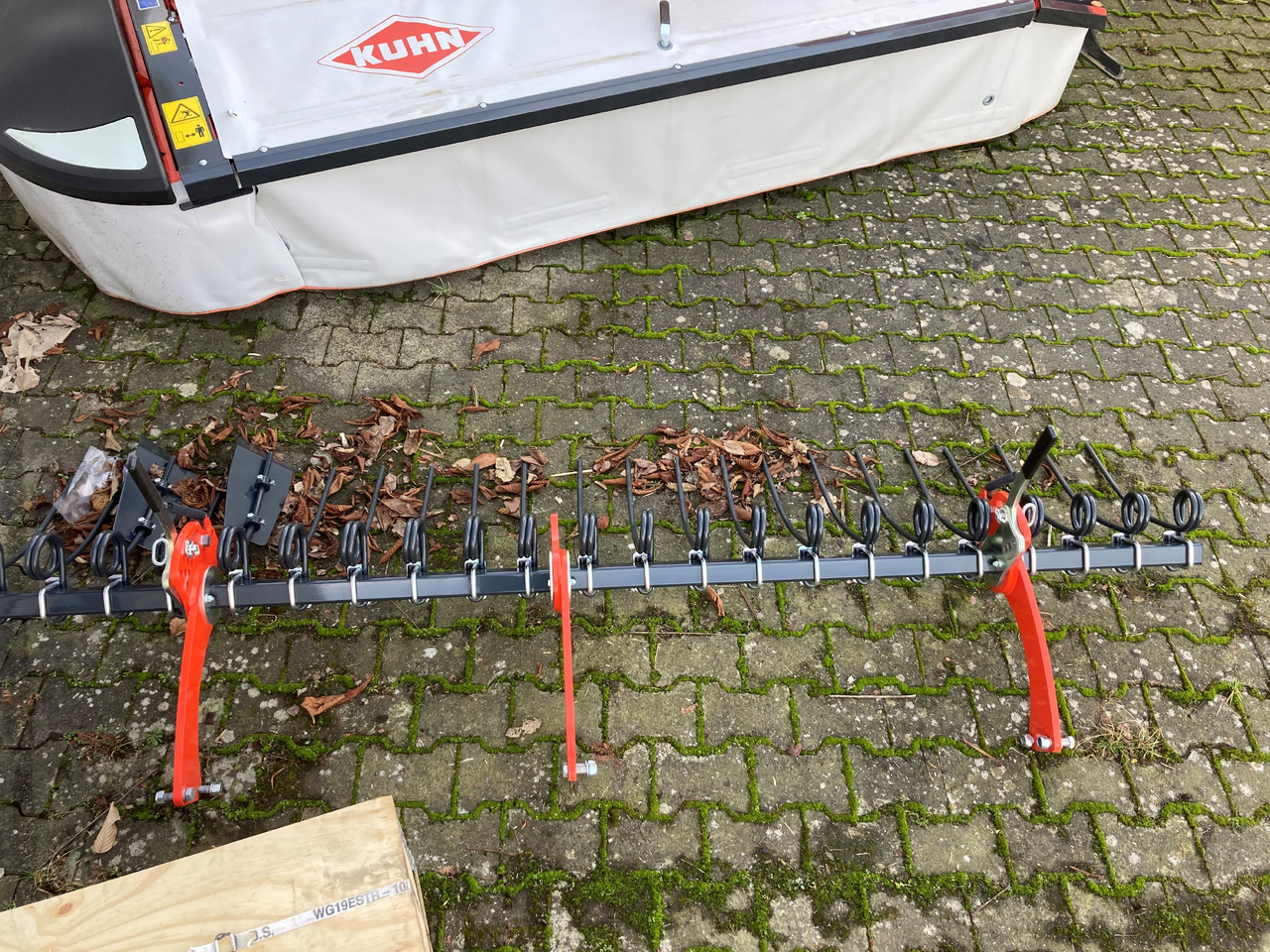Kuhn Striegel Optimer L 300 - Petani: gambar 1 Kuhn Striegel Optimer L 300 - Petani: gambar 1