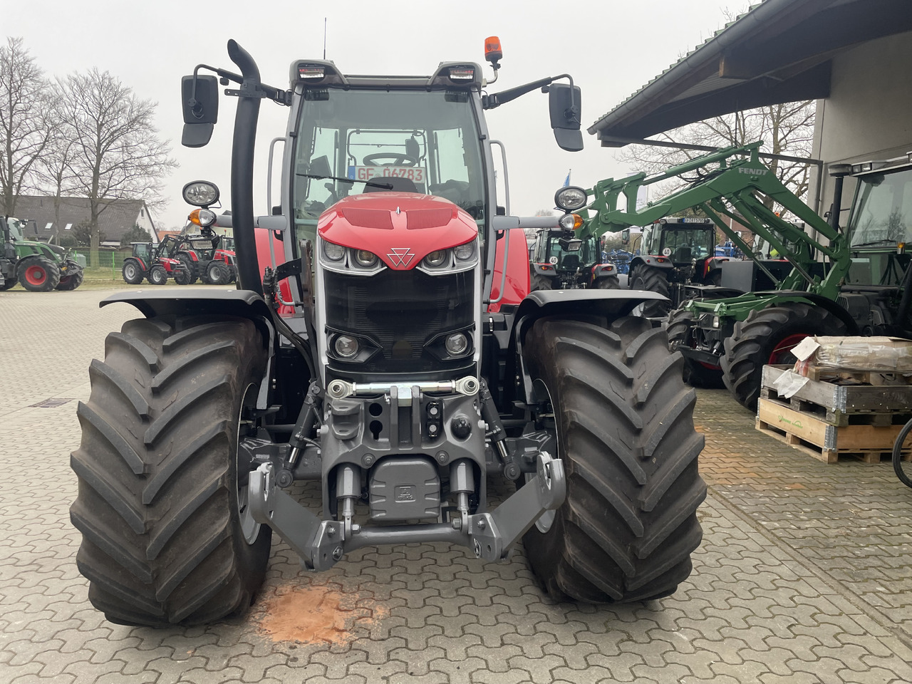 Massey Ferguson 7S.210 Dyna-VT EXCLUS - Traktor: gambar 5 Massey Ferguson 7S.210 Dyna-VT EXCLUS - Traktor: gambar 5