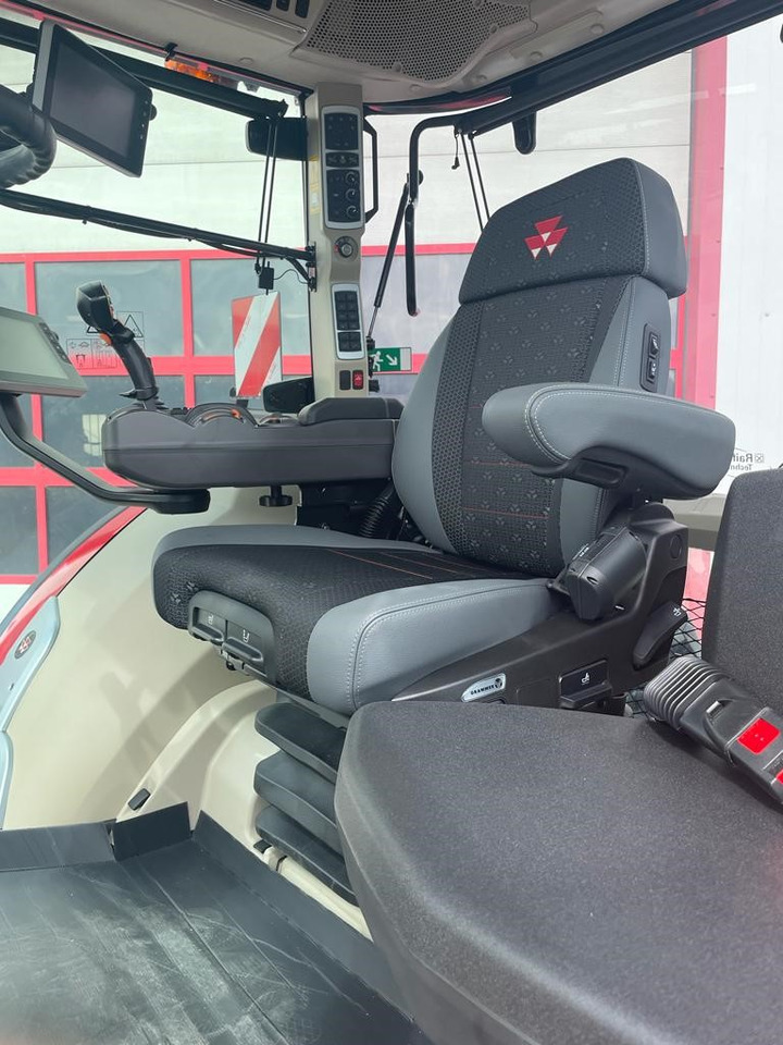 Massey Ferguson 8732 Dyna-VT EXCLUSIVE - Traktor: gambar 3 Massey Ferguson 8732 Dyna-VT EXCLUSIVE - Traktor: gambar 3