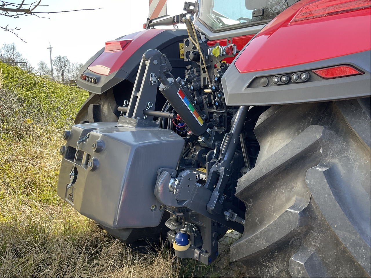 Massey Ferguson 8S.305 Dyna-VT EXCLUSIVE - Traktor: gambar 3 Massey Ferguson 8S.305 Dyna-VT EXCLUSIVE - Traktor: gambar 3