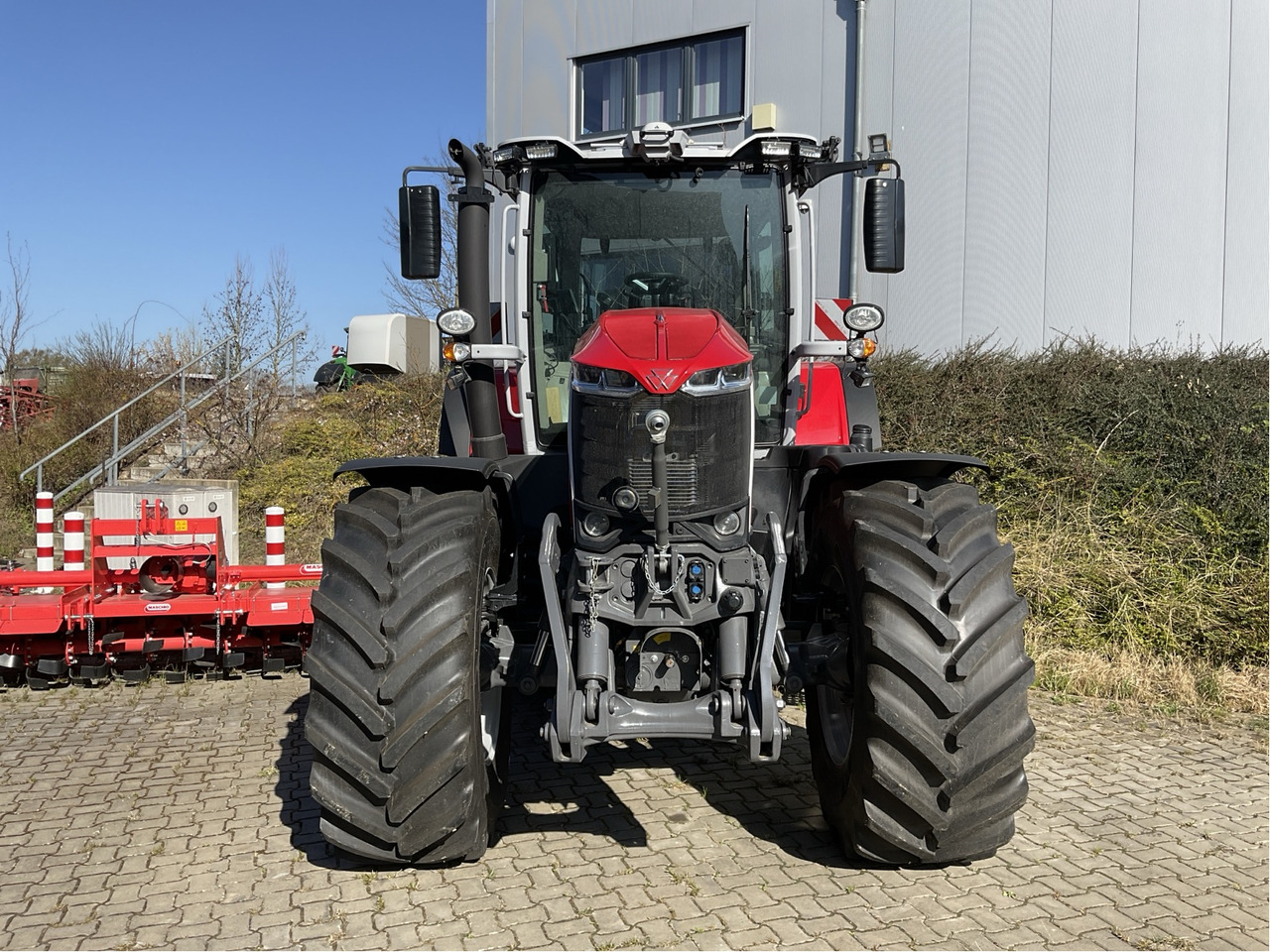Massey Ferguson 8S.305 Dyna-VT EXCLUSIVE - Traktor: gambar 5 Massey Ferguson 8S.305 Dyna-VT EXCLUSIVE - Traktor: gambar 5