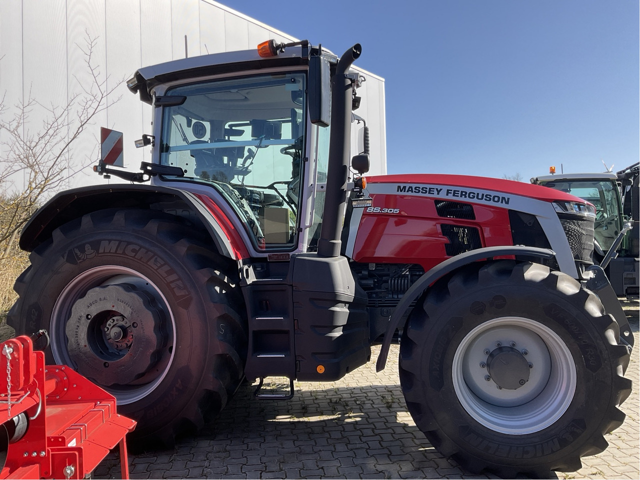 Massey Ferguson 8S.305 Dyna-VT EXCLUSIVE - Traktor: gambar 4 Massey Ferguson 8S.305 Dyna-VT EXCLUSIVE - Traktor: gambar 4
