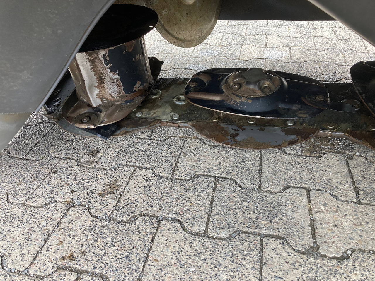 Massey Ferguson DM 287 ISL - Mesin pemotong padang rumput: gambar 5 Massey Ferguson DM 287 ISL - Mesin pemotong padang rumput: gambar 5