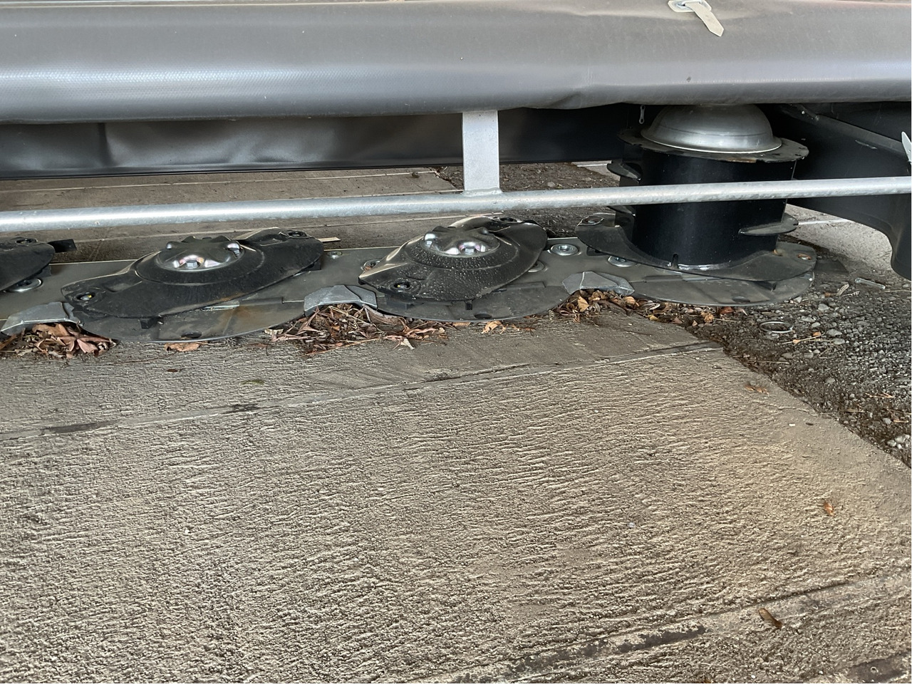 Massey Ferguson DM 316 TL-V - Mesin pemotong padang rumput: gambar 4 Massey Ferguson DM 316 TL-V - Mesin pemotong padang rumput: gambar 4