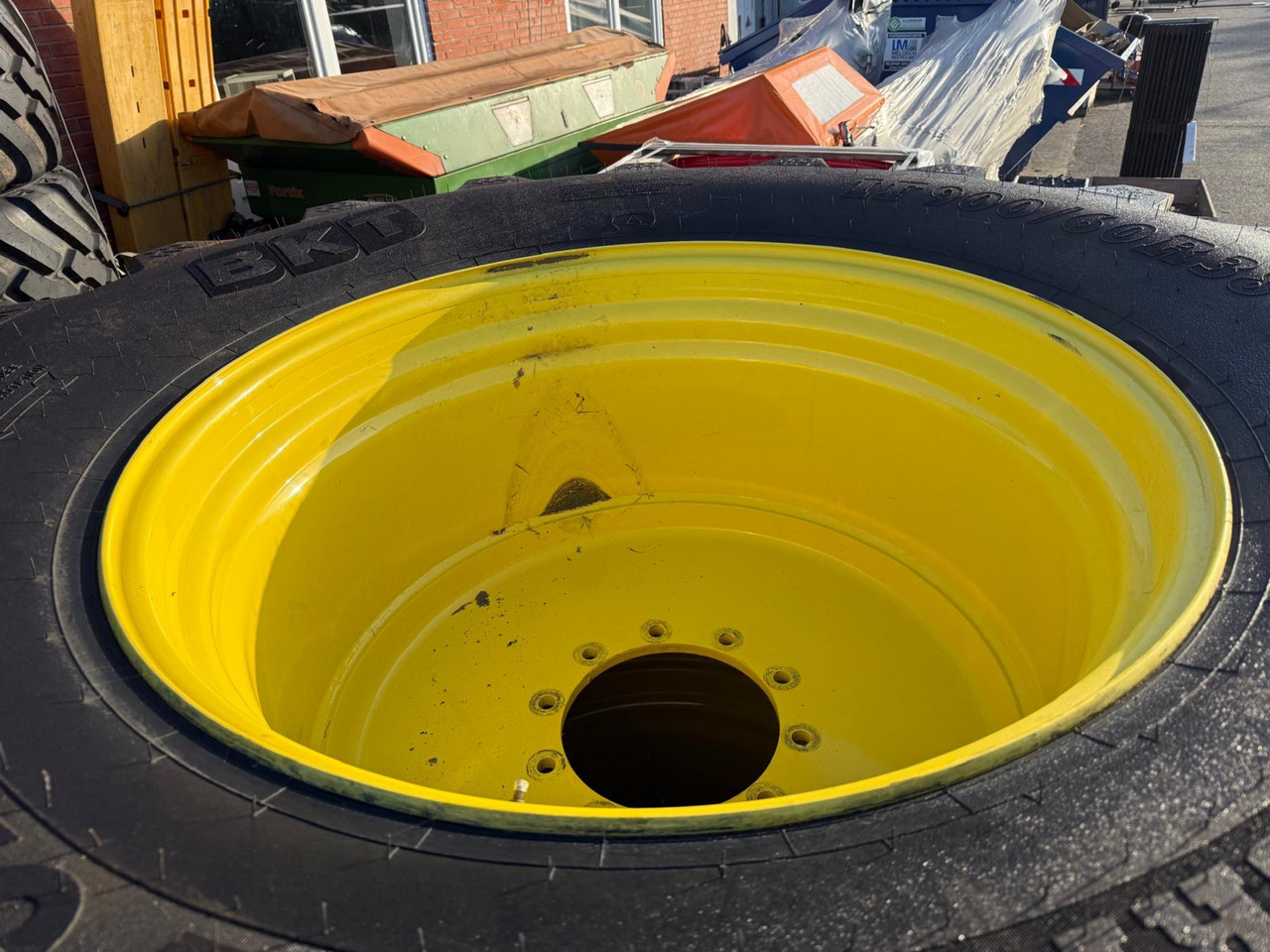 Radsatz BKT John Deere AgrimaxForce - Roda/ Ban: gambar 2 Radsatz BKT John Deere AgrimaxForce - Roda/ Ban: gambar 2