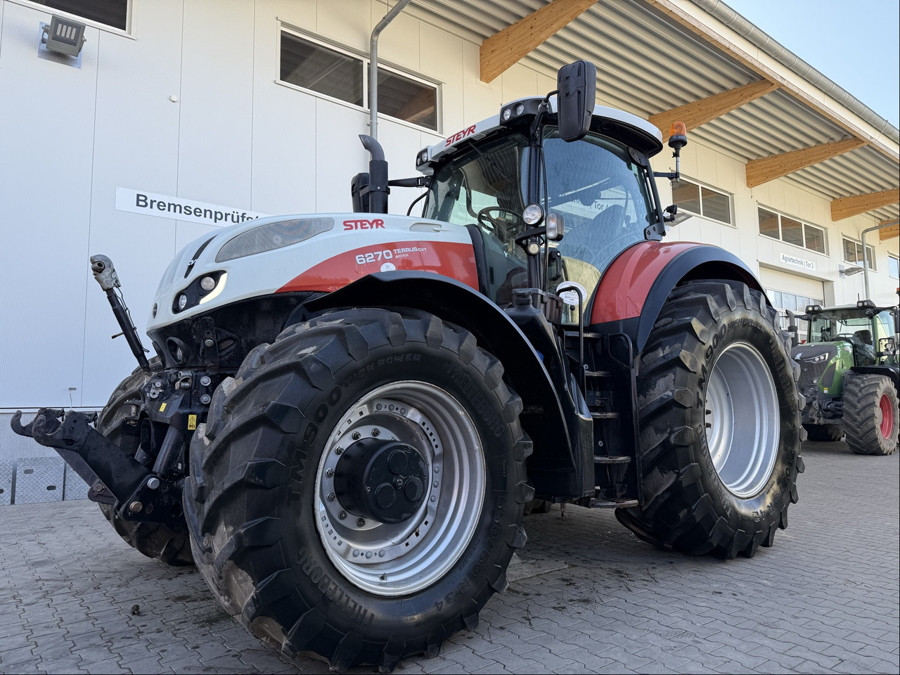 Steyr 6270 Terrus CVT - Traktor: gambar 1 Steyr 6270 Terrus CVT - Traktor: gambar 1