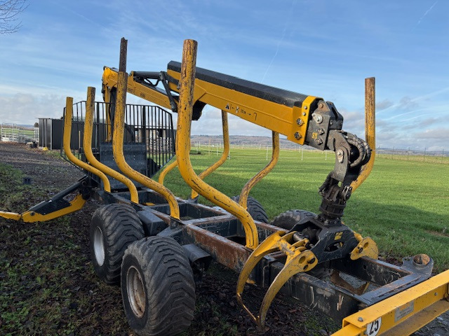 Uniforst Forstanhänger 12.49 - Trailer kehutanan: gambar 3 Uniforst Forstanhänger 12.49 - Trailer kehutanan: gambar 3