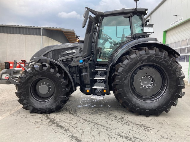 Valtra Q 265 - Traktor: gambar 1 Valtra Q 265 - Traktor: gambar 1