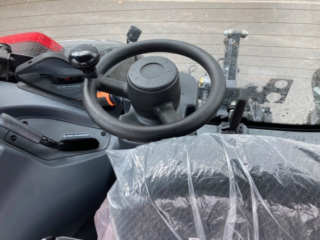 Valtra Q 265 - Traktor: gambar 4 Valtra Q 265 - Traktor: gambar 4