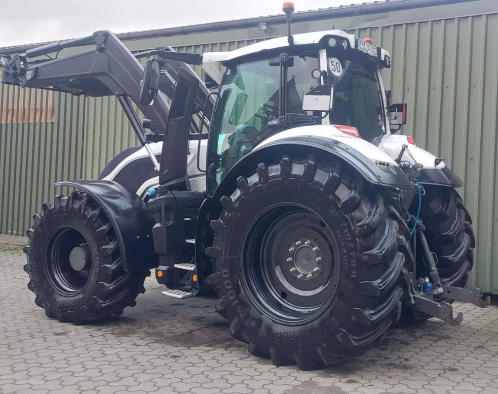 Valtra Q 305 Vollausstattung - Traktor: gambar 3 Valtra Q 305 Vollausstattung - Traktor: gambar 3