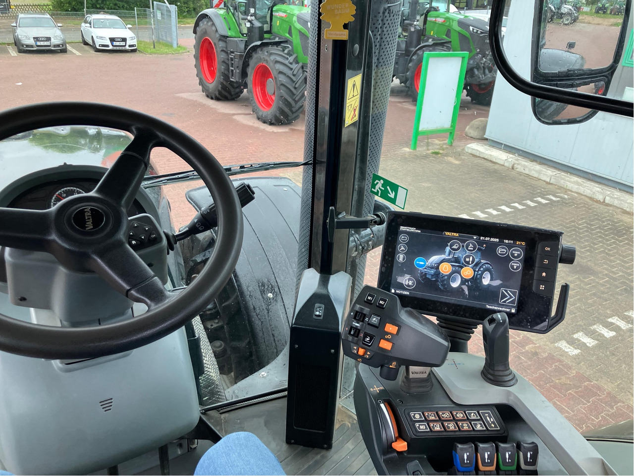Valtra S 394 - Traktor: gambar 3 Valtra S 394 - Traktor: gambar 3
