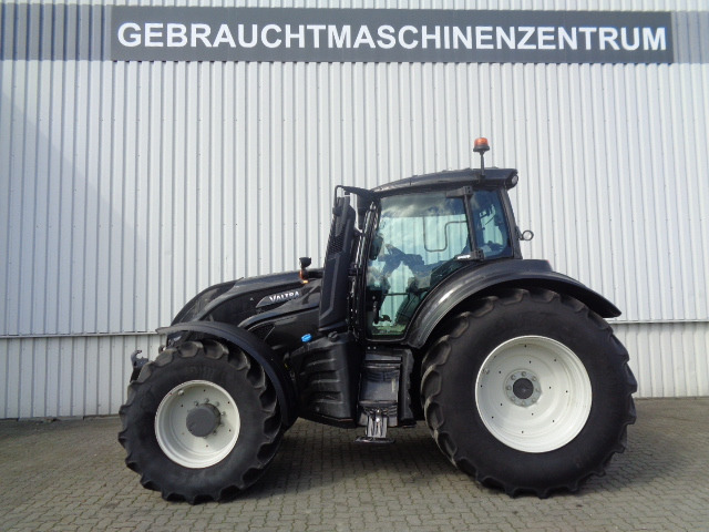 Valtra T 235 Versu RüFa - Traktor: gambar 1 Valtra T 235 Versu RüFa - Traktor: gambar 1