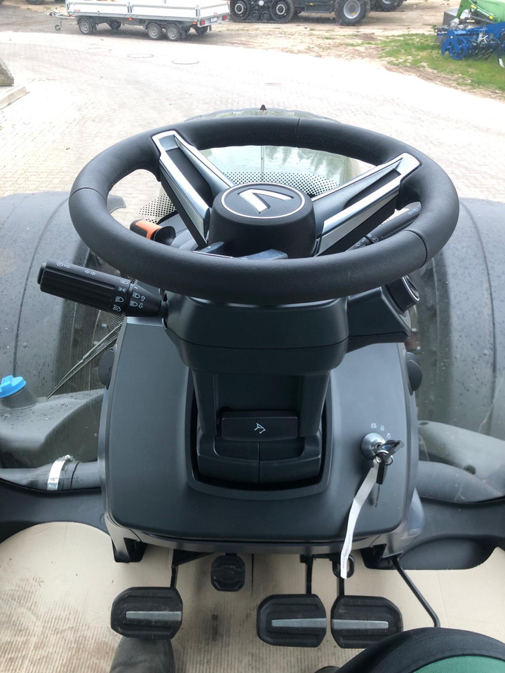 Valtra T175EA - Traktor: gambar 3 Valtra T175EA - Traktor: gambar 3