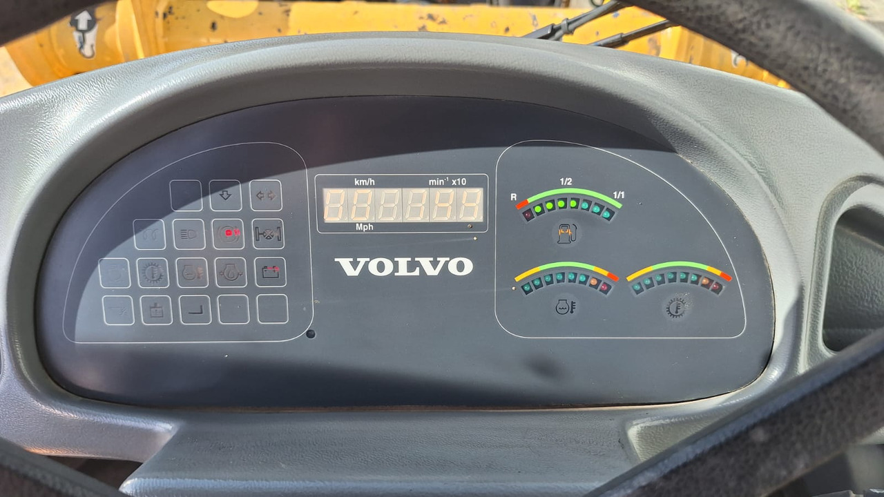 Volvo Radlader L 40 B TP - Loader konstruksi: gambar 3 Volvo Radlader L 40 B TP - Loader konstruksi: gambar 3