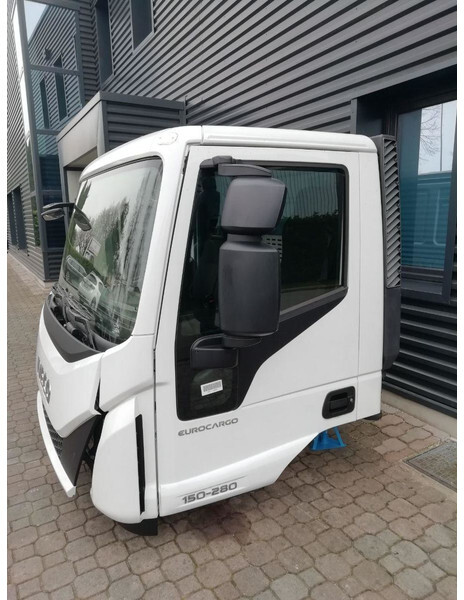 Iveco Eurocargo EURO 6 - Kabin dan interior untuk Truk: gambar 3 Iveco Eurocargo EURO 6 - Kabin dan interior untuk Truk: gambar 3