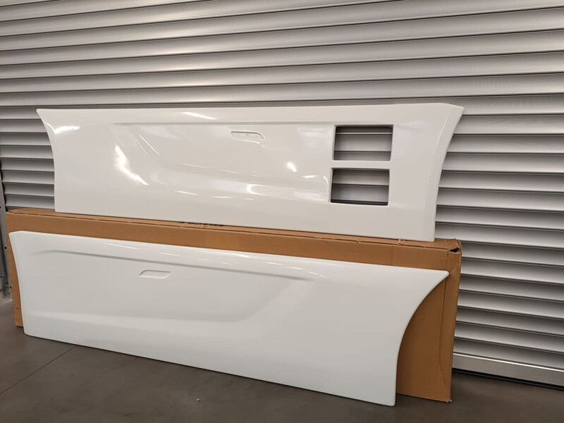 Iveco S WAY EURO 6 Sideskirts / Fairings - Aerodinamika/ Spoiler untuk Truk: gambar 5 Iveco S WAY EURO 6 Sideskirts / Fairings - Aerodinamika/ Spoiler untuk Truk: gambar 5