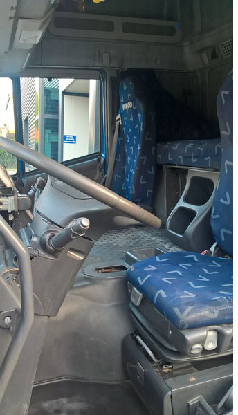Iveco STRALIS AT Euro 5 - Kabin dan interior untuk Truk: gambar 5 Iveco STRALIS AT Euro 5 - Kabin dan interior untuk Truk: gambar 5