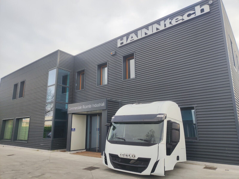 Iveco STRALIS HI-WAY Euro 6 - Kabin dan interior untuk Truk: gambar 1 Iveco STRALIS HI-WAY Euro 6 - Kabin dan interior untuk Truk: gambar 1