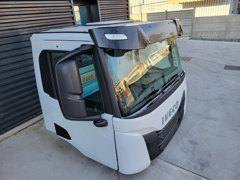 Iveco STRALIS TRAKKER S - Way / X - Way / T - Way EURO 6 - Kabin dan interior untuk Truk: gambar 5 Iveco STRALIS TRAKKER S - Way / X - Way / T - Way EURO 6 - Kabin dan interior untuk Truk: gambar 5