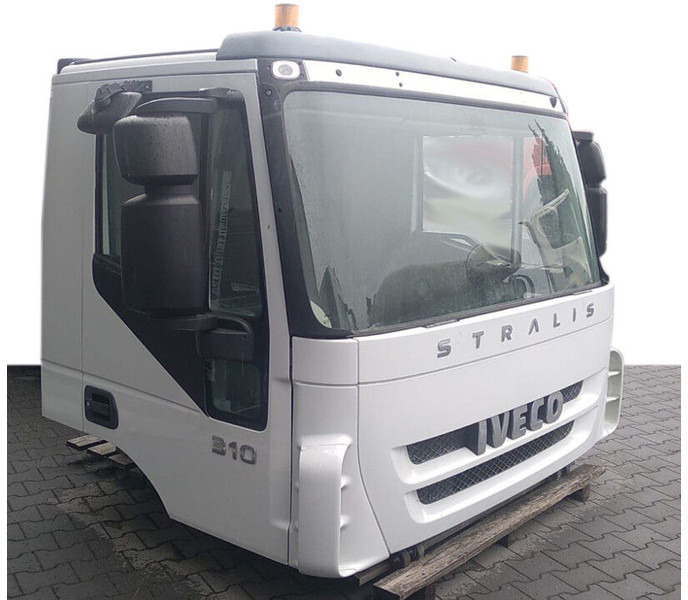 Iveco Stralis - Trakker - Kabin dan interior untuk Truk: gambar 1 Iveco Stralis - Trakker - Kabin dan interior untuk Truk: gambar 1