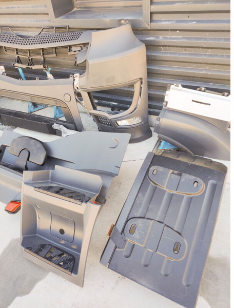 Mercedes-Benz ACTROS AROCS ANTOS MP4 EURO 5 EURO 6 - Bumper untuk Truk: gambar 5 Mercedes-Benz ACTROS AROCS ANTOS MP4 EURO 5 EURO 6 - Bumper untuk Truk: gambar 5