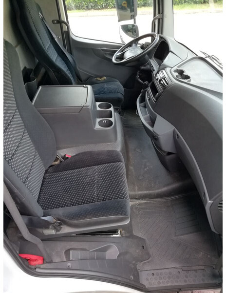 Mercedes-Benz Atego - Euro 5 - Kabin dan interior untuk Truk: gambar 3 Mercedes-Benz Atego - Euro 5 - Kabin dan interior untuk Truk: gambar 3