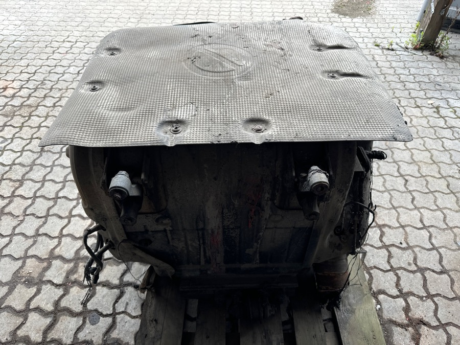 IVECO EXHAUST 5801448219 - Konverter katalitik untuk Truk: gambar 2 IVECO EXHAUST 5801448219 - Konverter katalitik untuk Truk: gambar 2