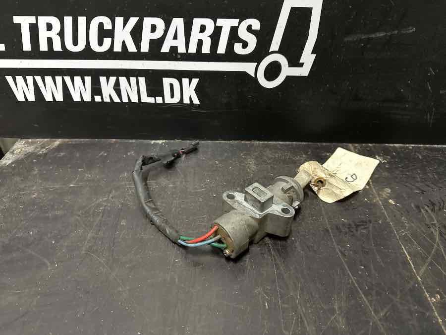 IVECO IGNITION SWITCH - Kabin dan interior untuk Truk: gambar 1 IVECO IGNITION SWITCH - Kabin dan interior untuk Truk: gambar 1