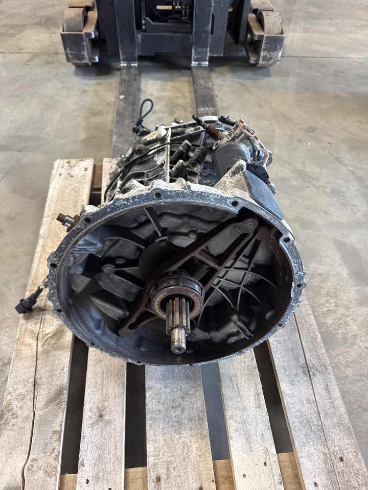MAN GEARBOX 6S800 TO // 81.32004-6180 - Gearbox untuk Truk: gambar 1 MAN GEARBOX 6S800 TO // 81.32004-6180 - Gearbox untuk Truk: gambar 1