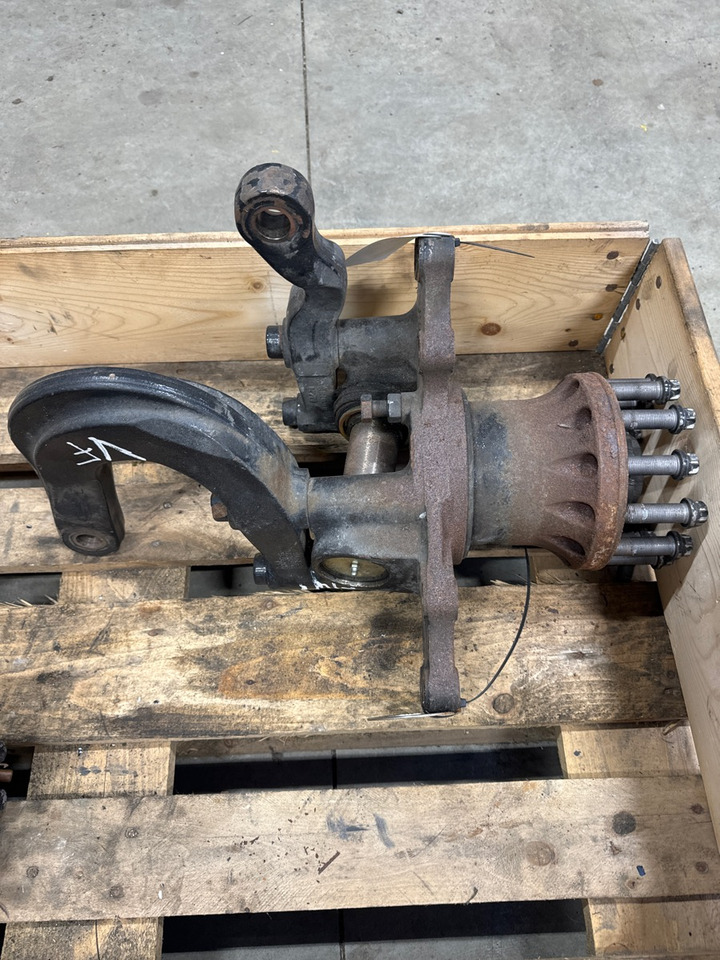 MAN LEFT STEERING KNUCKLE 81.44201-6367 - Pengemudian untuk Truk: gambar 2 MAN LEFT STEERING KNUCKLE 81.44201-6367 - Pengemudian untuk Truk: gambar 2