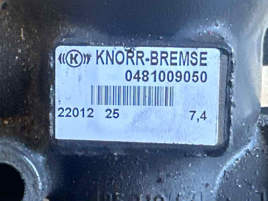 MAN VALVE 81.52161-6322 - Katup rem untuk Truk: gambar 2 MAN VALVE 81.52161-6322 - Katup rem untuk Truk: gambar 2