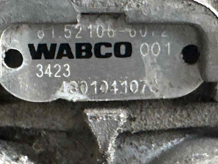 MAN VALVE EBS 81.52106-6072 - Katup rem untuk Truk: gambar 3 MAN VALVE EBS 81.52106-6072 - Katup rem untuk Truk: gambar 3