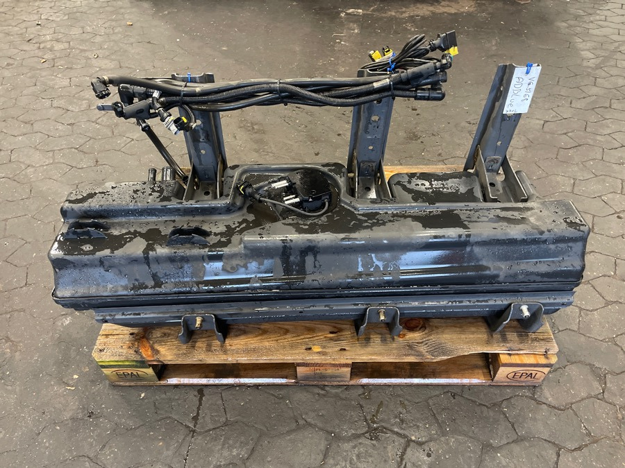 SCANIA ADBLUE TANK 2173147 - Tangki adBlue untuk Truk: gambar 1 SCANIA ADBLUE TANK 2173147 - Tangki adBlue untuk Truk: gambar 1