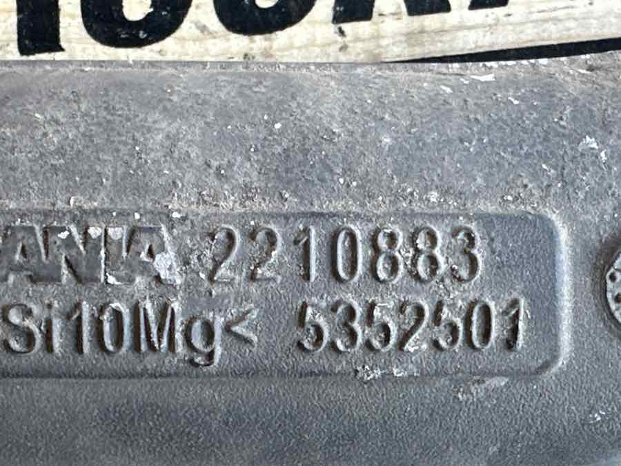 SCANIA AIR PIPE 2210883 - Pipa pemasukan udara untuk Truk: gambar 3 SCANIA AIR PIPE 2210883 - Pipa pemasukan udara untuk Truk: gambar 3