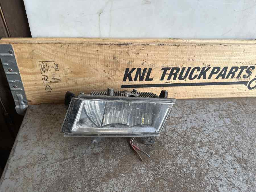 SCANIA FOG LAMP 2552714 - Cahaya/ Pencahayaan untuk Truk: gambar 1 SCANIA FOG LAMP 2552714 - Cahaya/ Pencahayaan untuk Truk: gambar 1