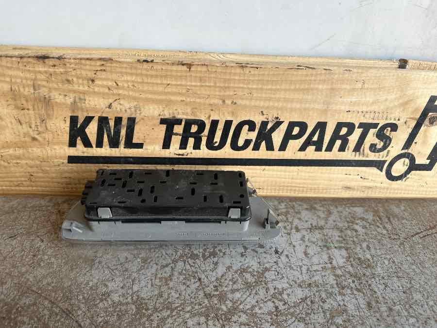 SCANIA ROOF LAMP 2242539 - Cahaya/ Pencahayaan untuk Truk: gambar 2 SCANIA ROOF LAMP 2242539 - Cahaya/ Pencahayaan untuk Truk: gambar 2