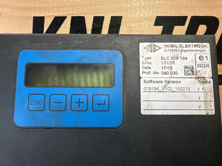 SCANIA SLC 019 194 - Sistem listrik untuk Truk: gambar 2 SCANIA SLC 019 194 - Sistem listrik untuk Truk: gambar 2